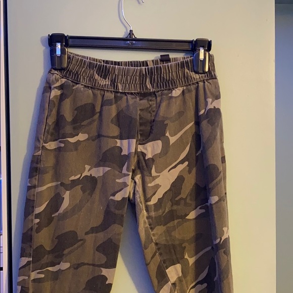 Camo joggers - Picture 2 of 3